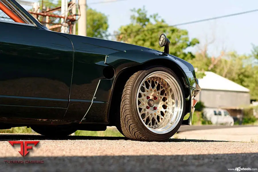 DATSUN 240Z on custom forged wheels