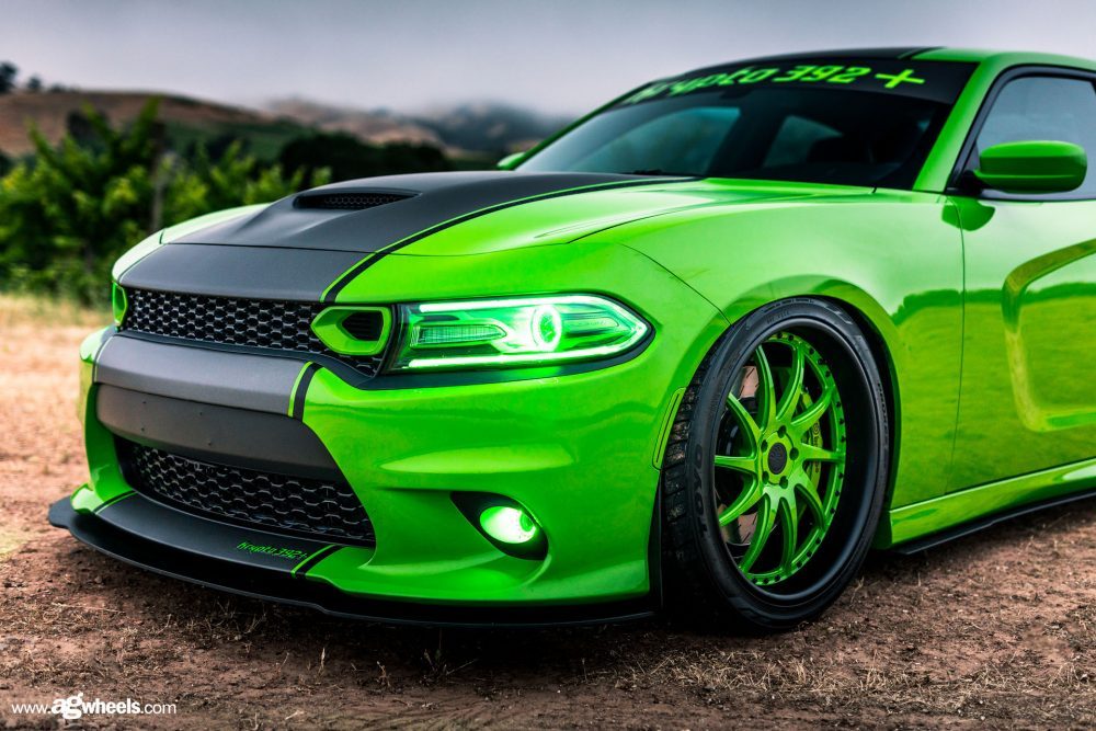DODGE CHARGER 392 on custom forged wheels
