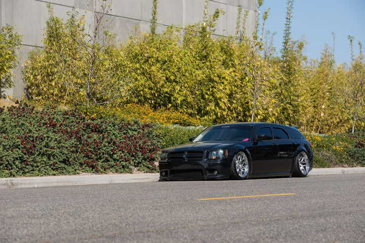 DODGE MAGNUM on custom forged wheels