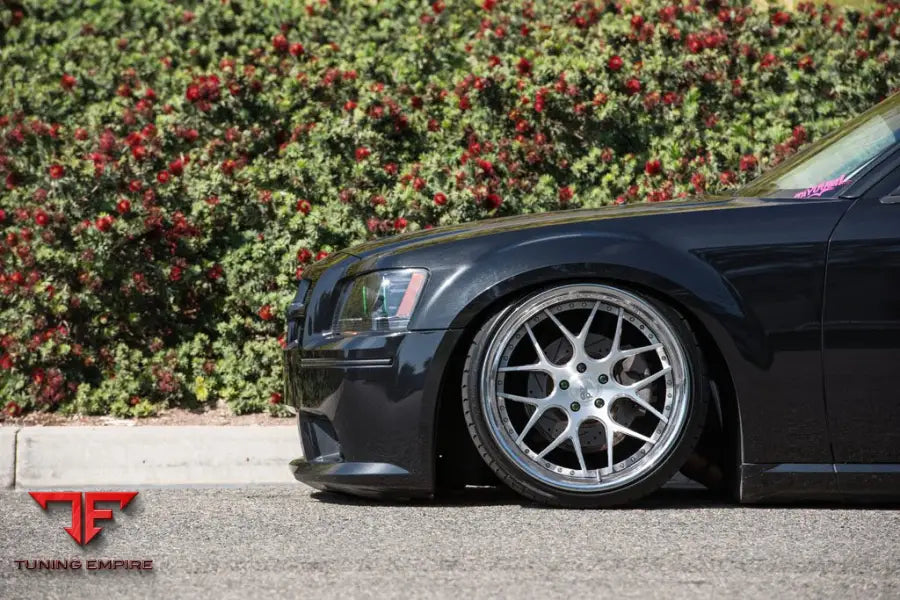 DODGE MAGNUM on custom forged wheels