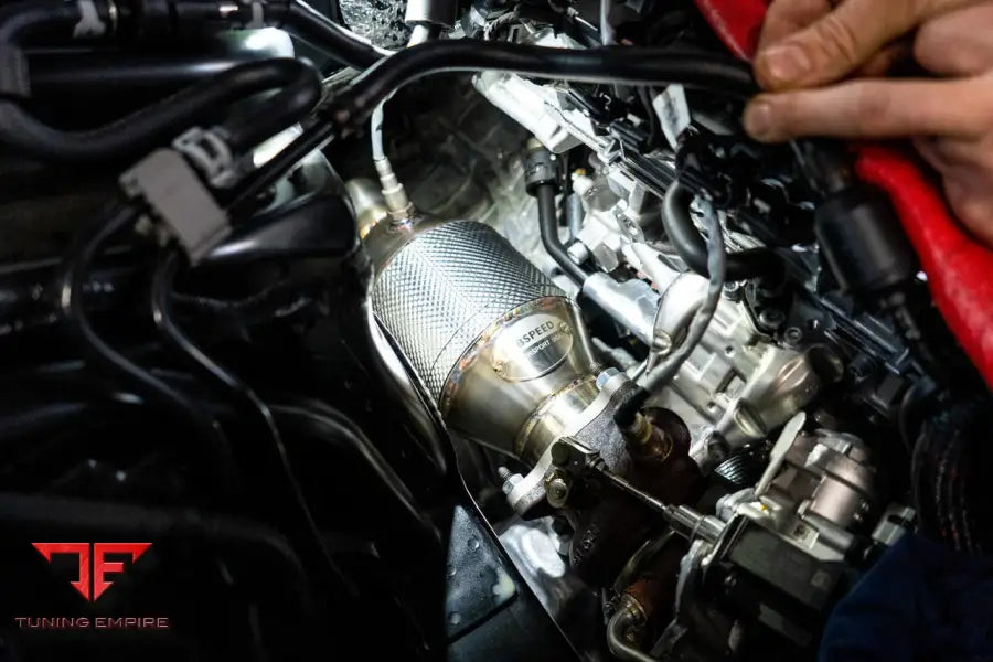 FABSPEED PORSCHE MACAN 2.0L PRIMARY SPORT CATALYTIC CONVERTERS (2017-2018)