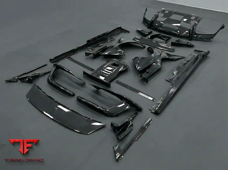 FERRARI 12CILINDRI CARBON FIBER PARTS