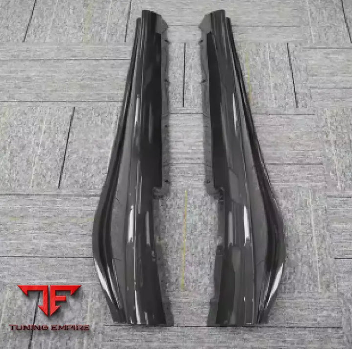 FERRARI 296 OEM CARBON BODY KIT PARTS