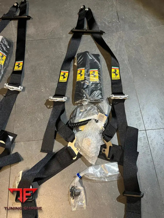 Ferrari 296 racing harness with quick-release buckle