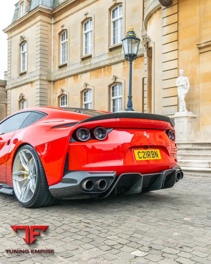 FERRARI 812 SUPERFAST CARBON FIBRE KIT V1 - CT CARBON