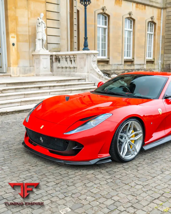 FERRARI 812 SUPERFAST CARBON FIBRE KIT V1 - CT CARBON