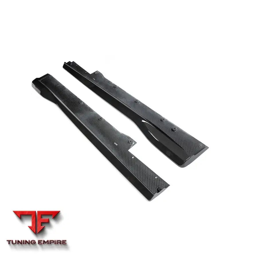 FERRARI 812 SUPERFAST & GTS CARBON FIBRE SIDE SKIRT EXTENSION - CT CARBON