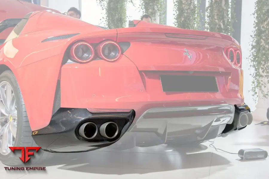 FERRARI 812 SUPERFAST & GTS OEM STYLE DRY CARBON FIBER REAR SIDE DIFFUSER BSD