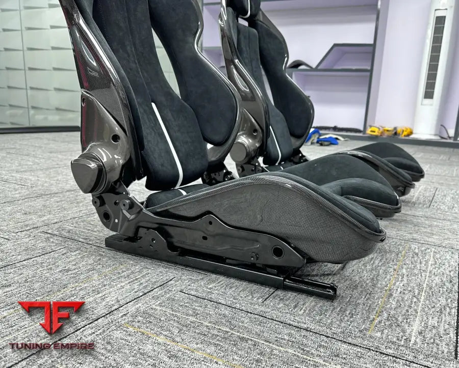 FERRARI CARBON FIBER SEATS - CUSTOM