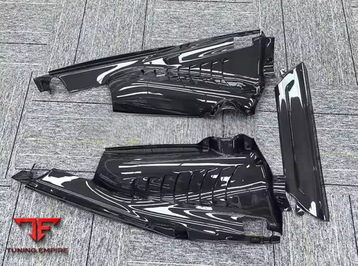 FERRARI F8 OEM CARBON BODY KIT PARTS