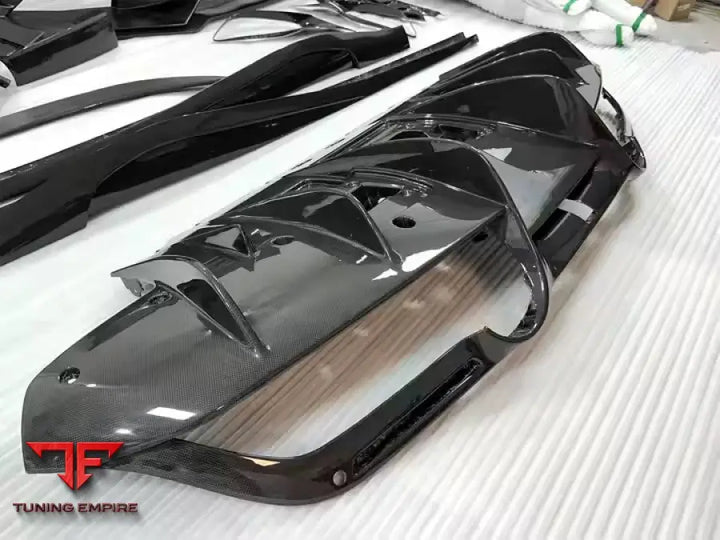 FERRARI F8 OEM CARBON FIBER BODY KIT