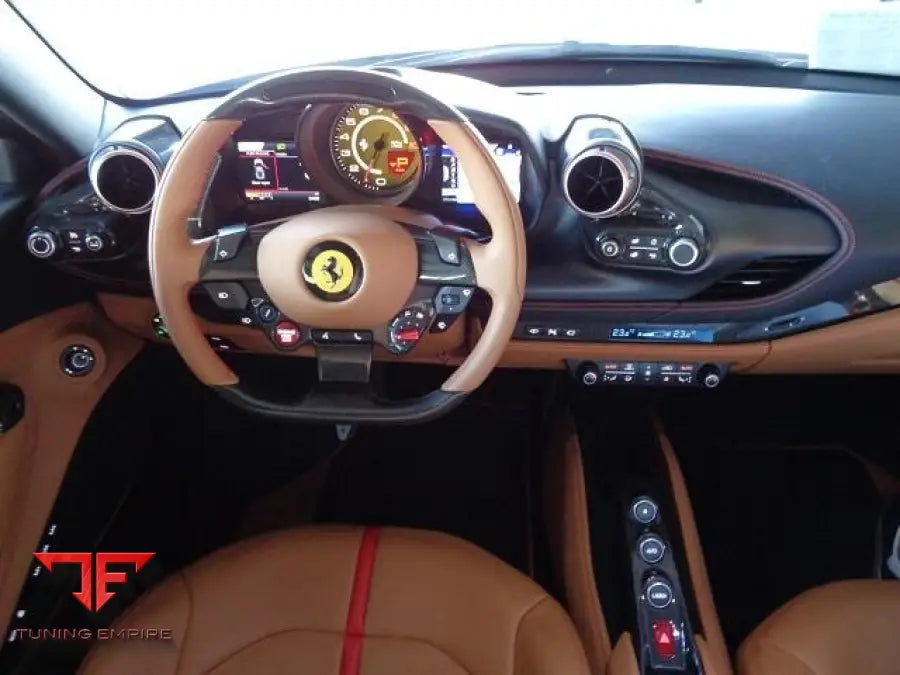 FERRARI F8 TRIBUTO