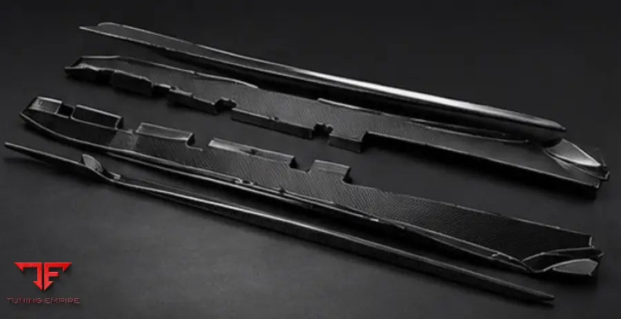 FERRARI F8 TRIBUTO & SPIDER CARBON FIBER PARTS