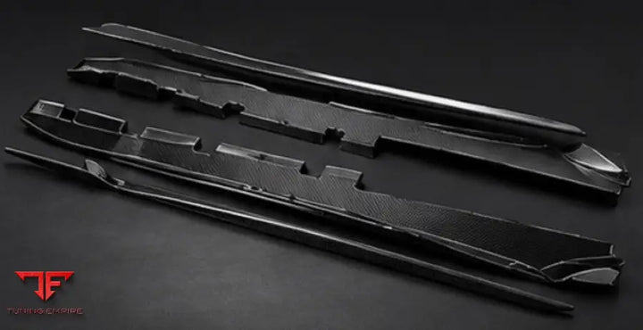 FERRARI F8 TRIBUTO & SPIDER CARBON FIBER PARTS