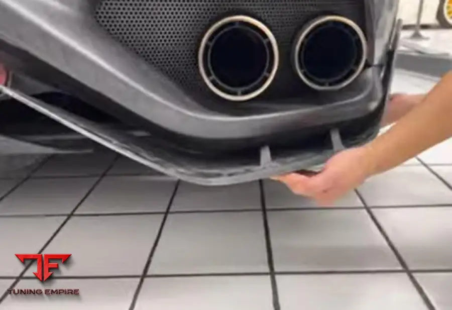 FERRARI FF CARBON PARTS