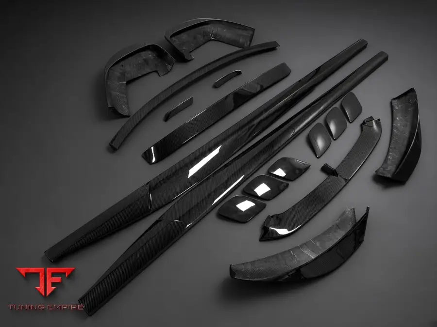 FERRARI GTC4 LUSSO DRY CARBON KIT