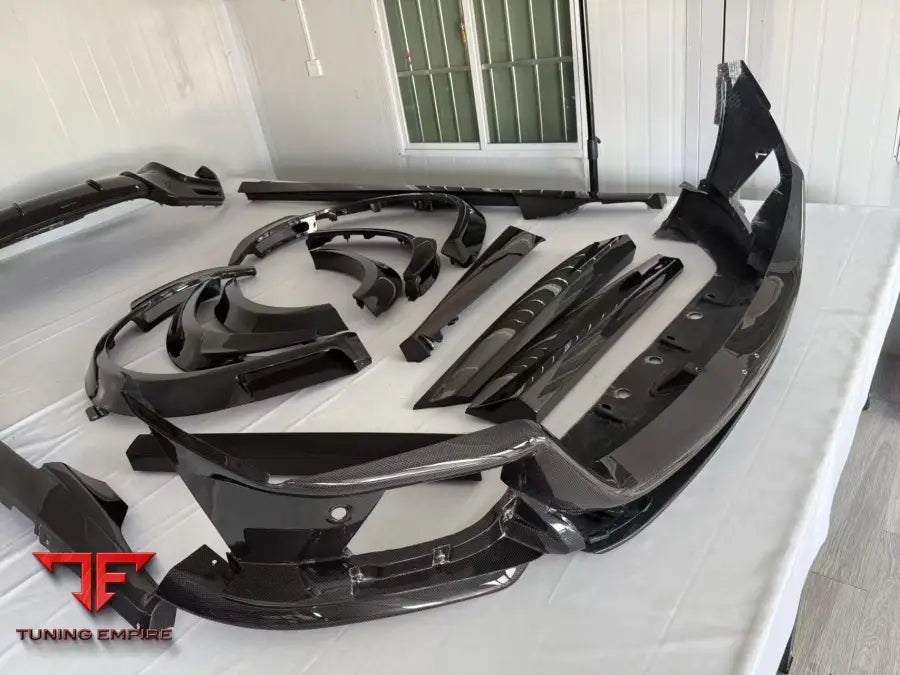 FERRARI PUROSANGUE OEM STYLE CARBON FIBER BODY KIT