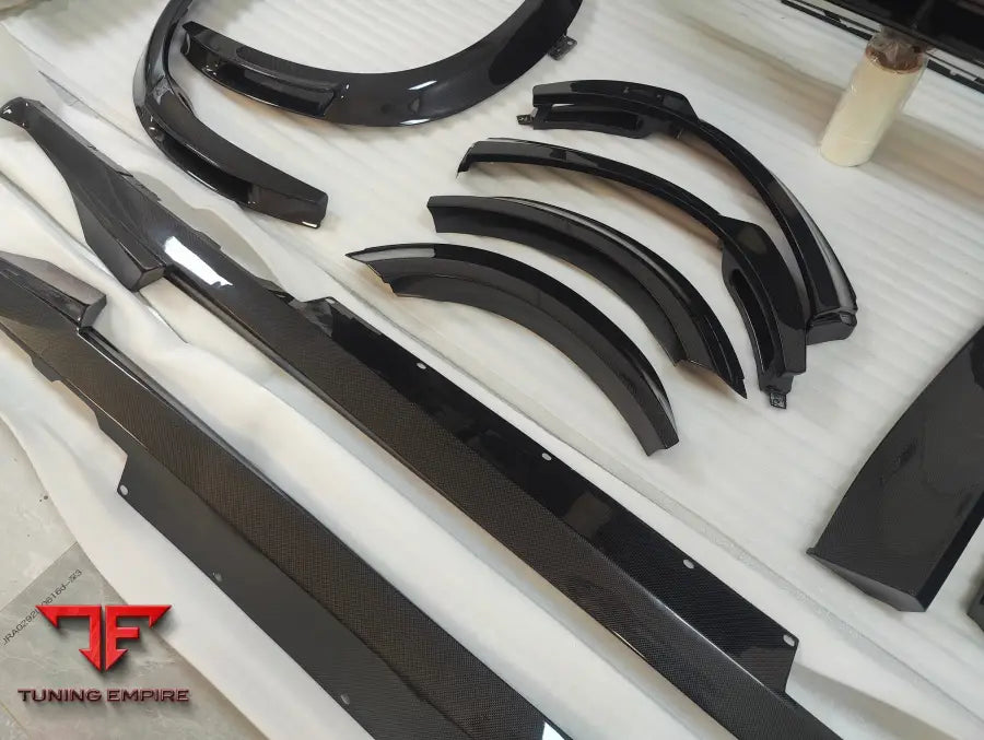 FERRARI PUROSANGUE OEM STYLE CARBON FIBER BODY KIT