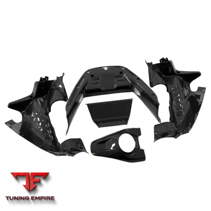 FERRARI SF90 CARBON FIBER BODY KIT