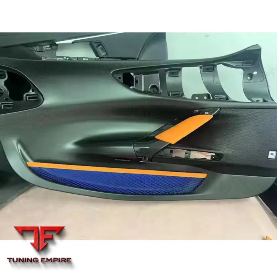 FERRARI SF90 OEM CARBON FIBER BODY KIT