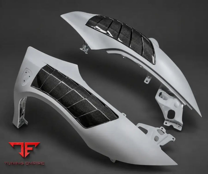 FERRARI SF90 CARBON FIBER KIT