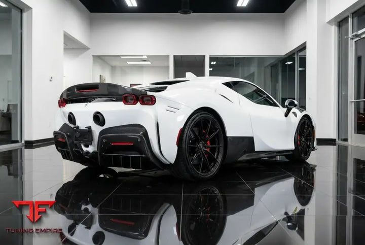 FERRARI SF90 CARBON FIBER KIT RAZOR