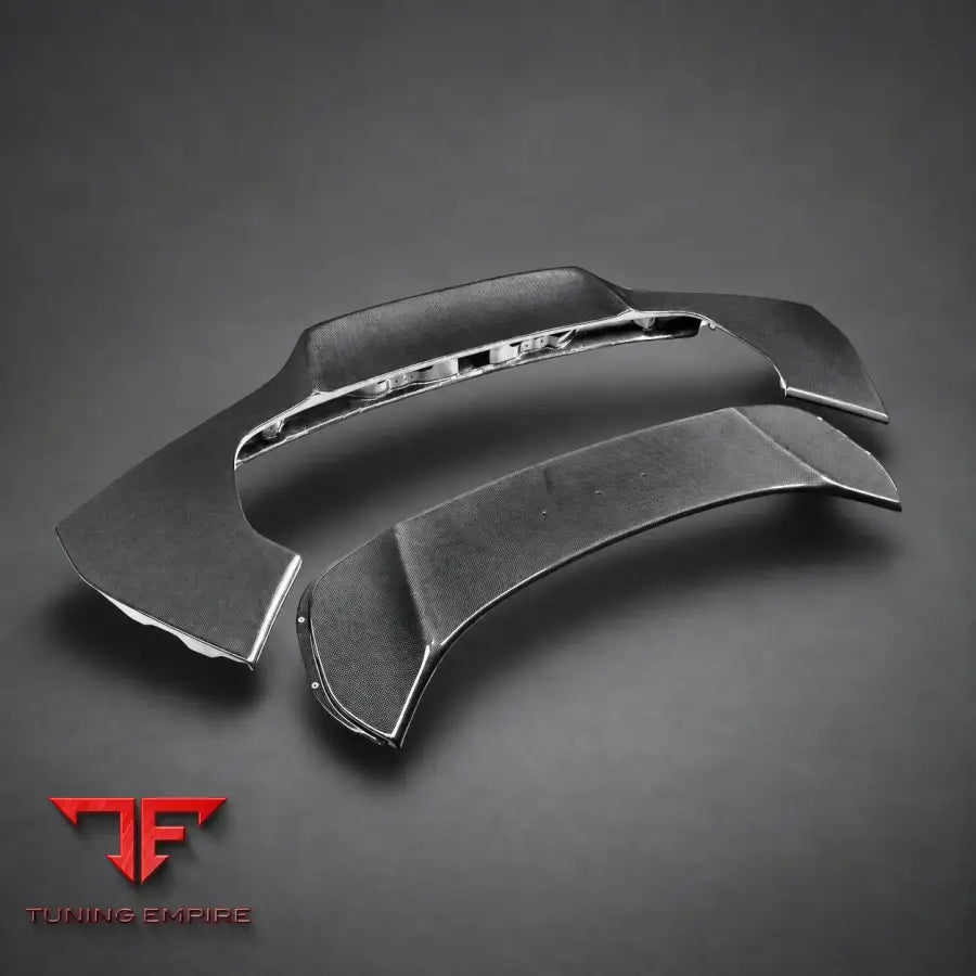 FERRARI SF90 CARBON FIBER KIT