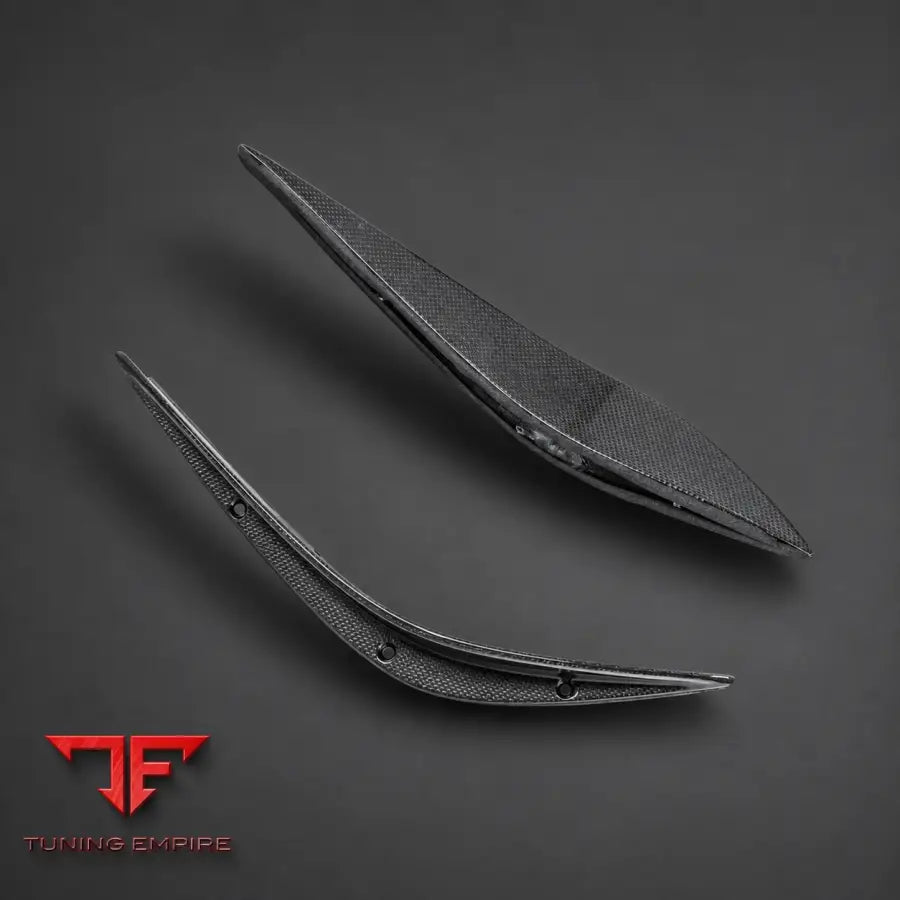 FERRARI SF90 CARBON FIBER KIT