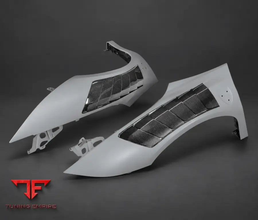 FERRARI SF90 CARBON FIBER KIT