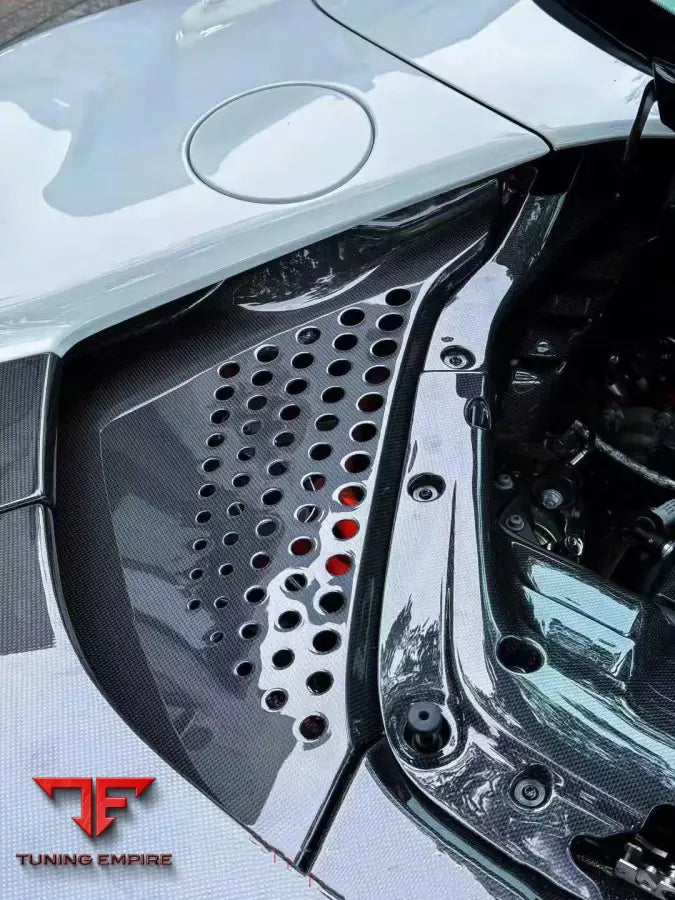 SF90