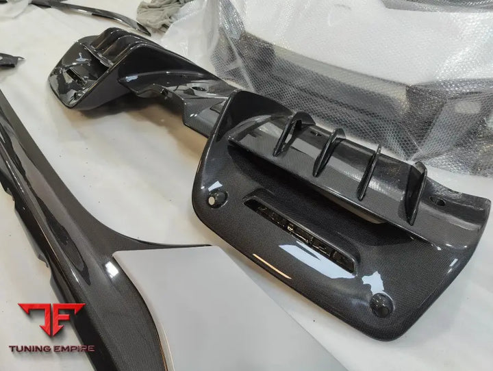 FERRARI SF90 CARBON OEM STYLE FIBER PARTS