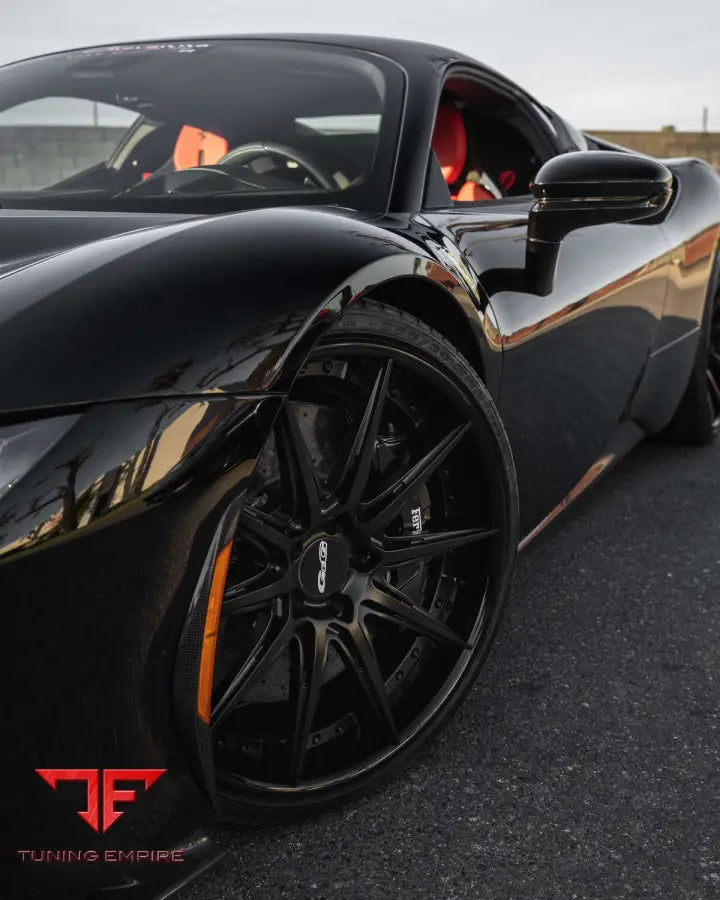 Ferrari SF90