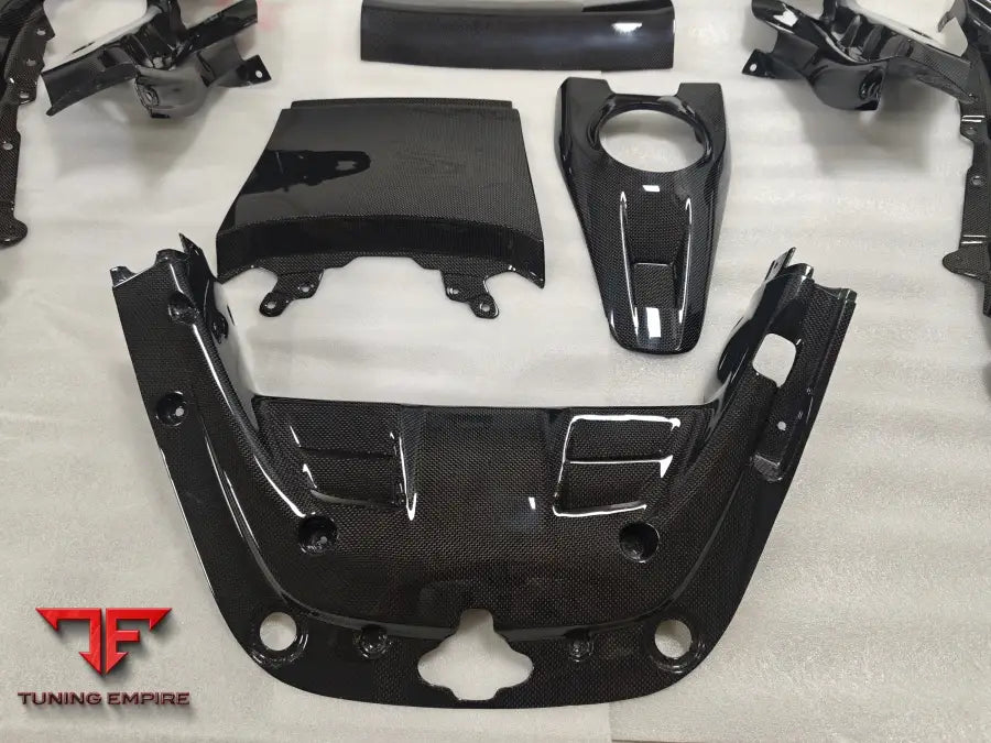 FERRARI SF90 SPIDER ENGINE CARBON COVER SET