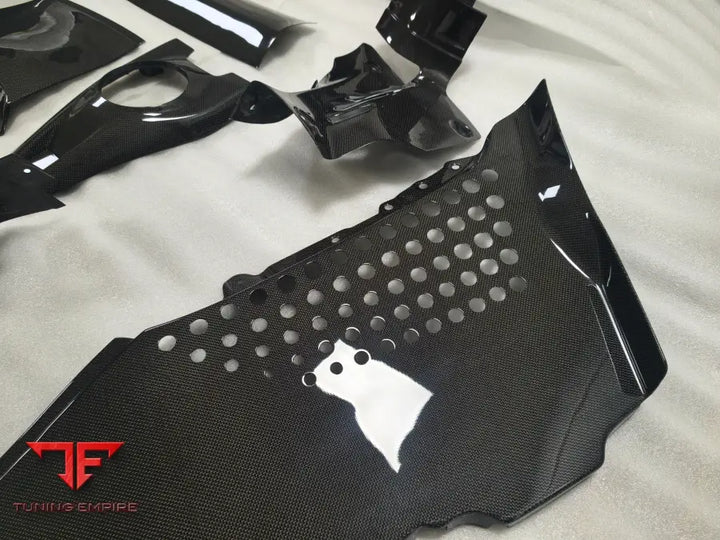 FERRARI SF90 SPIDER ENGINE CARBON COVER SET