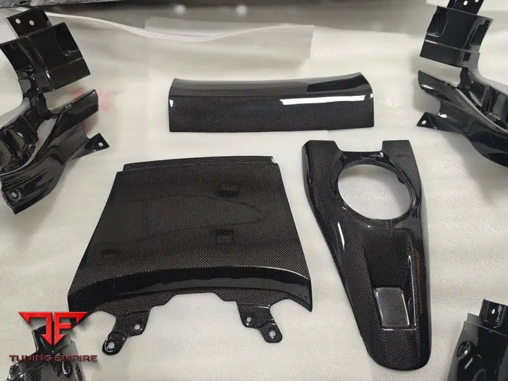 FERRARI SF90 SPIDER ENGINE CARBON COVER SET