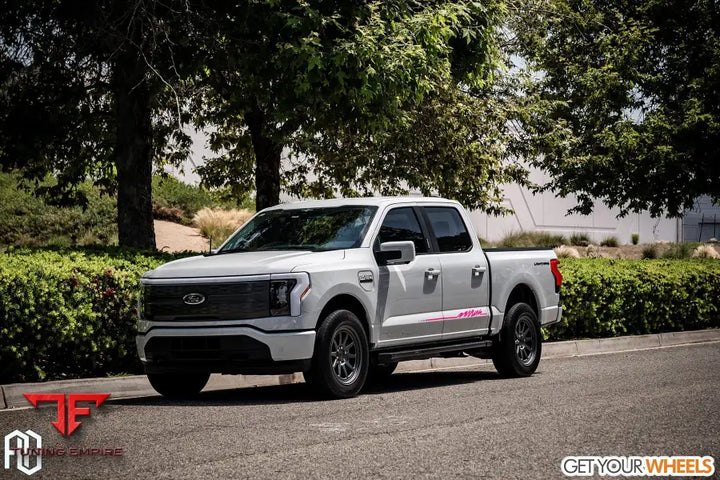 FORD F-150 LIGHTNING on custom forged wheels