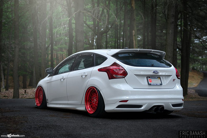 FORD FOCUS ST on custom forged wheels