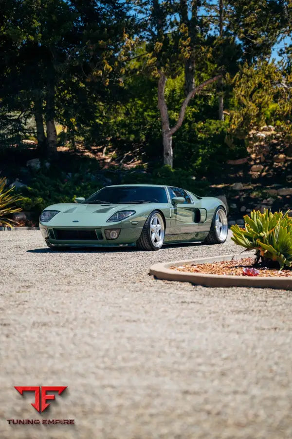 FORD GT FORGED WHEELS AND EXHAUST SYSTEM