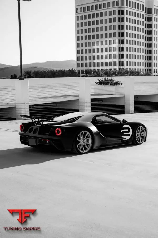 FORD GT FORGED WHEELS AND EXHAUST SYSTEM