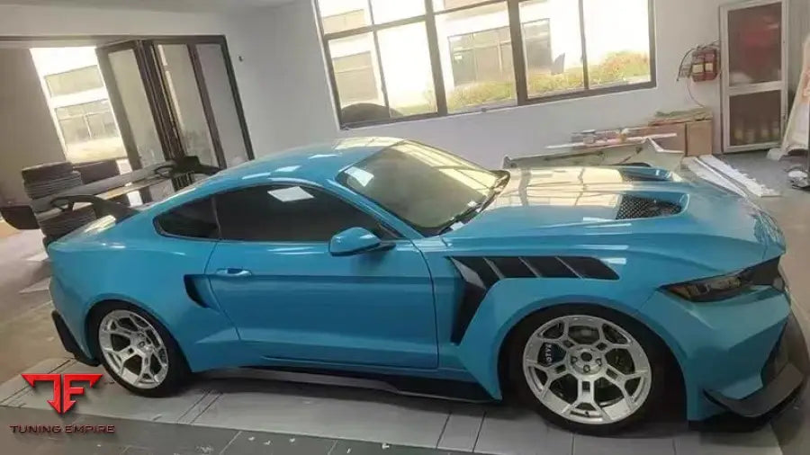 FORD MUSTANG BODY KIT