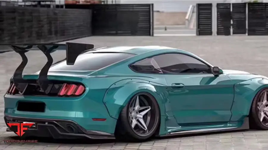 FORD MUSTANG BODY KIT