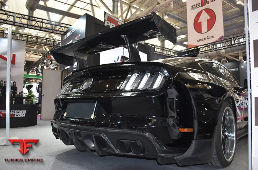 FORD MUSTANG FIBER BODY KIT PARTS