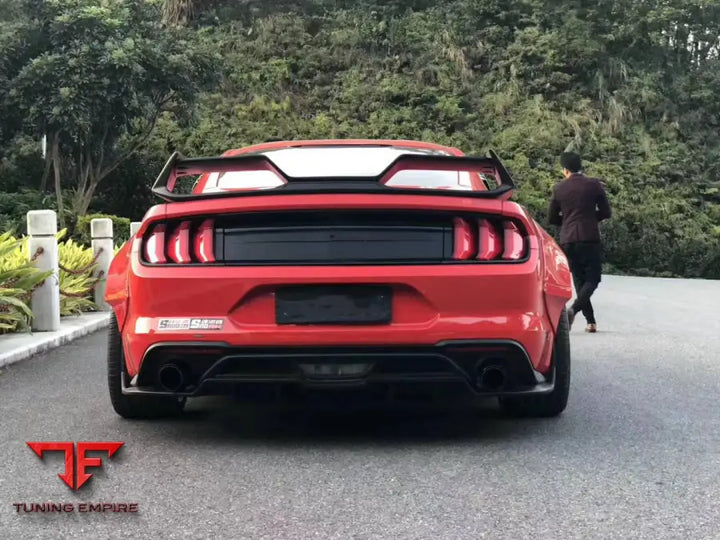FORD MUSTANG CARBON FIBER PARTS