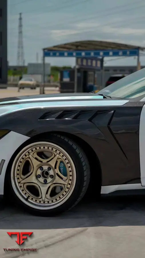 FORD MUSTANG FENDERS BODY KIT