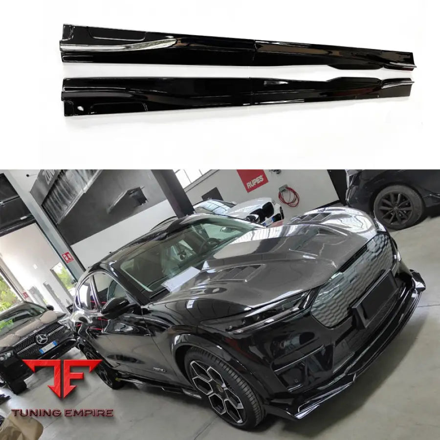 FORD MUSTANG GLOSS BLACK BODY KIT