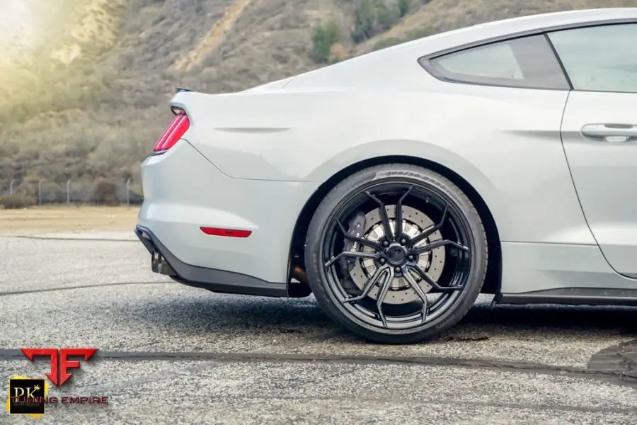 FORD MUSTANG GT350 on custom forged wheels