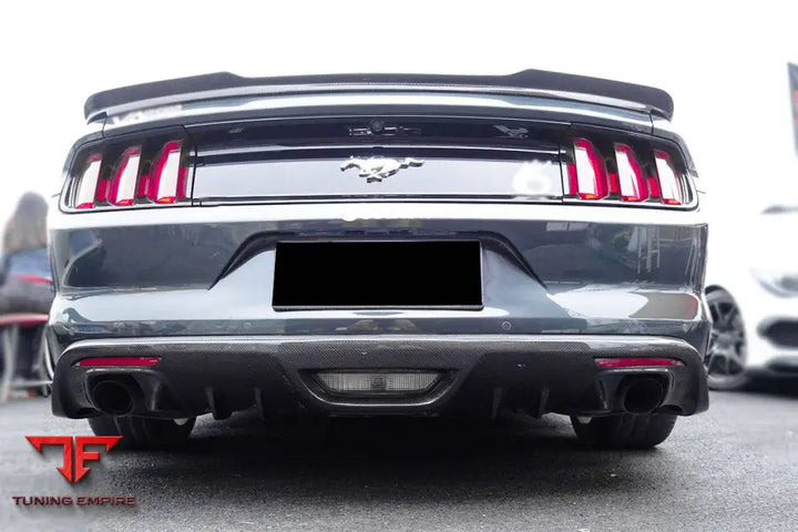 FORD MUSTANG RSH STYLE CARBON FIBER REAR LIP BSD