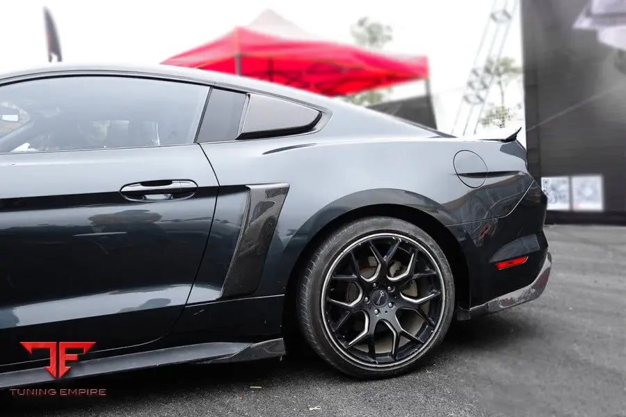 FORD MUSTANG RSH STYLE SIDE SKIRTS WINGLETS BSD