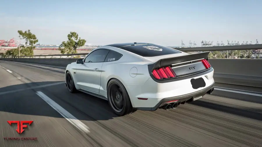 FORD MUSTANG WHEELS AND EXHAUST SYSTEM