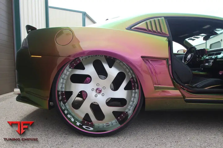 FORGIATO INDIERTO forged wheel detail
